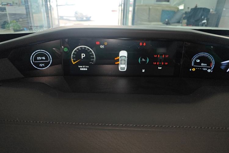 Used CHANGAN UNI-V iDD 2024 Blue Whale Smart Electric iDD 136km Luxury Model Instrument Cluster