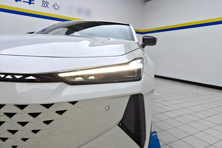 Used CHANGAN UNI-V iDD 2024 Blue Whale Smart Electric iDD 136km ZhiKu Model Left Front Headlight