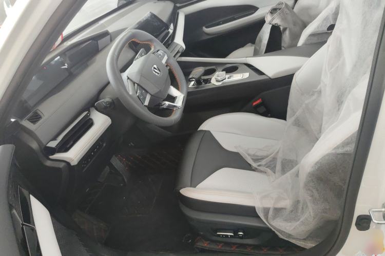 Used CHANGAN UNI-V iDD 2024 Blue Whale Smart Electric iDD 136km Smart & Fun Model Left Front Seat