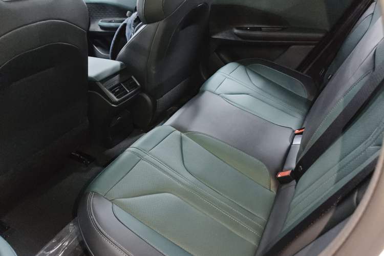 Used CHANGAN UNI-V iDD 2024 Blue Whale Smart Electric iDD 136km ZhiKu Model Left Rear Seat