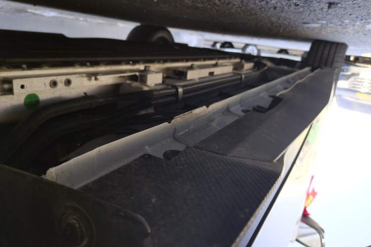 Used CHANGAN UNI-V iDD 2024 Blue Whale Smart Electric iDD 136km Luxury Model Left Side Sill