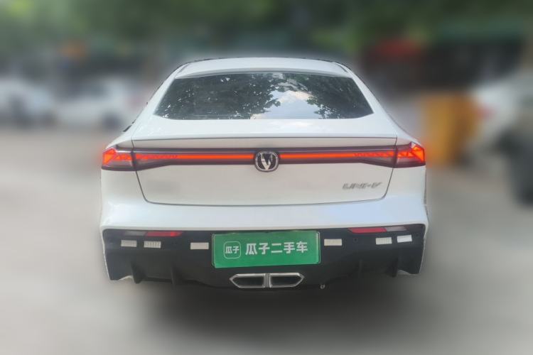 Used CHANGAN UNI-V iDD 2024 Blue Whale Smart Electric iDD 136km Luxury Model Rear