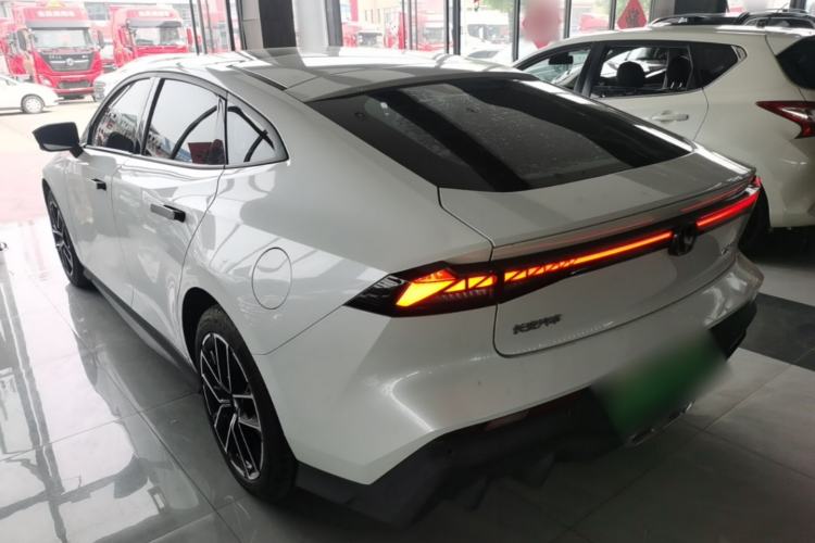 Used CHANGAN UNI-V iDD 2024 Blue Whale Smart Electric iDD 136km Luxury Model Rear Left 45 Deg