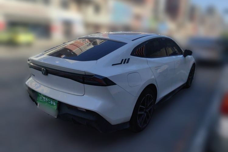 Used CHANGAN UNI-V iDD 2024 Blue Whale Smart Electric iDD 136km ZhiKu Model Rear Right 45 Deg