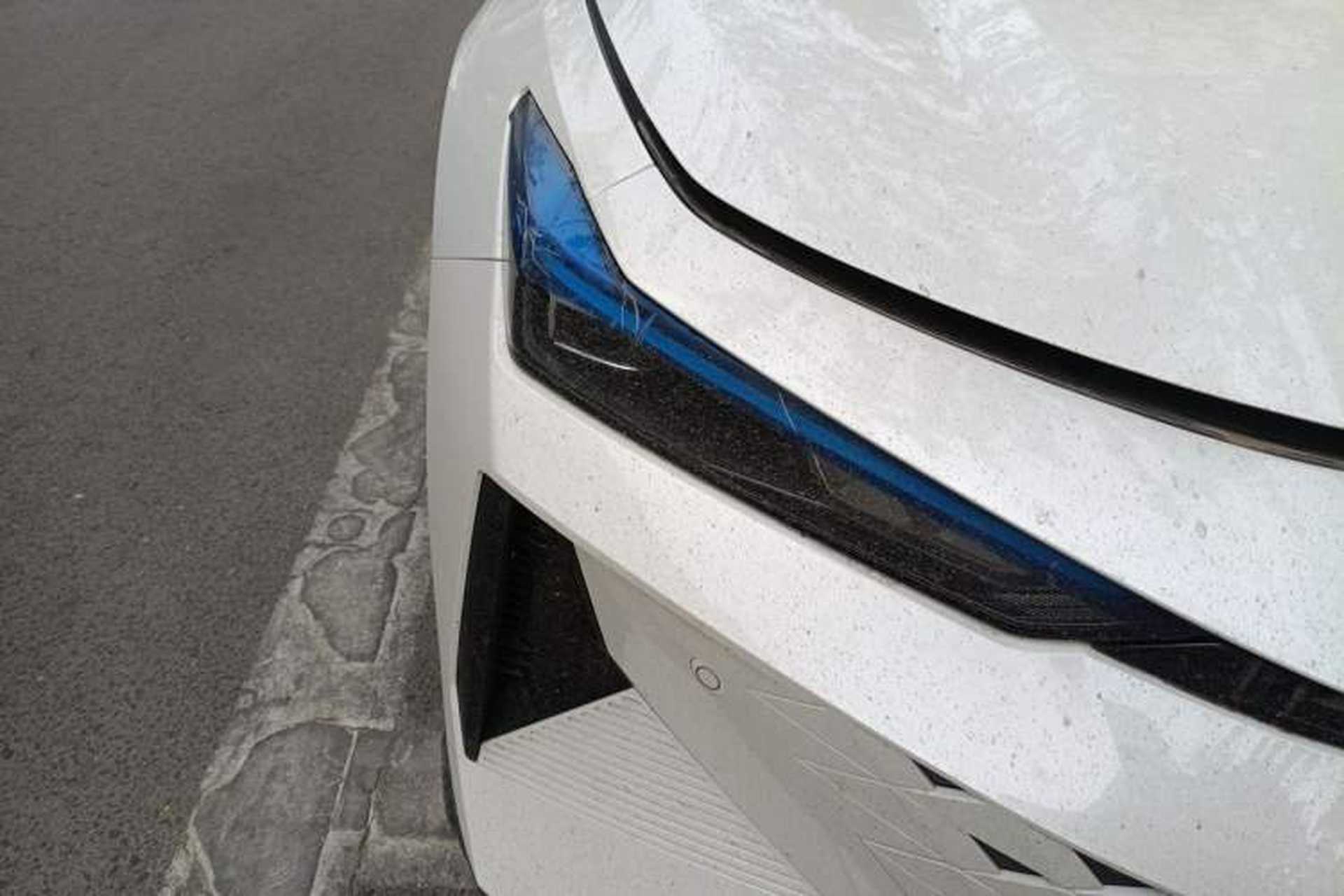 Used CHANGAN UNI-V iDD 2024 Blue Whale Smart Electric iDD 136km ZhiKu Model Right Front Headlight