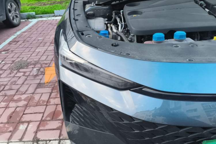Used CHANGAN UNI-V iDD 2024 Blue Whale Smart Electric iDD 136km Luxury Model Right Front Headlight