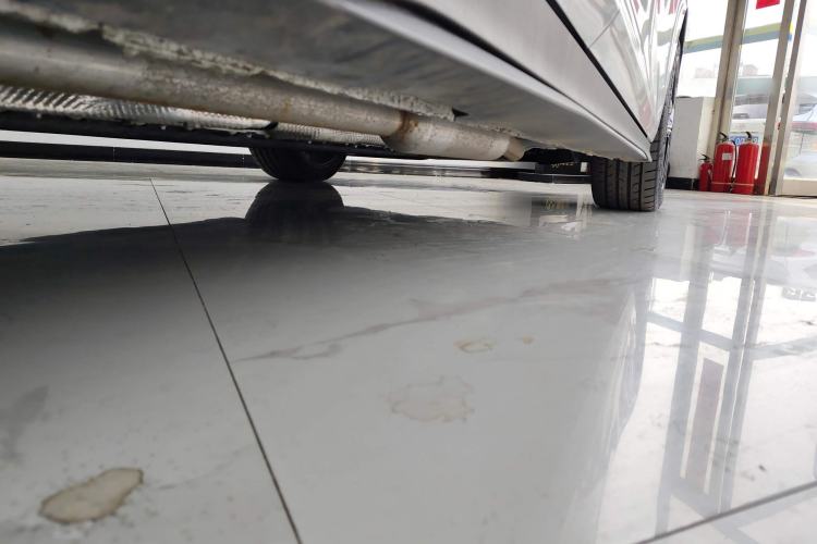 Used CHANGAN UNI-V iDD 2024 Blue Whale Smart Electric iDD 136km ZhiKu Model Right Side Sill