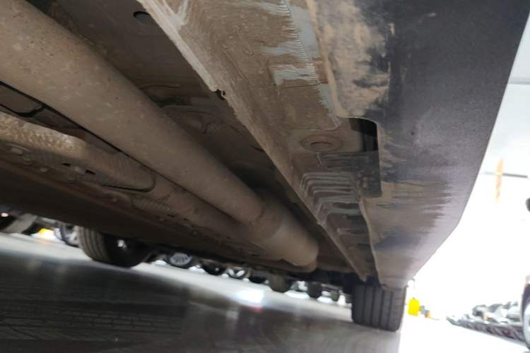 Used CHANGAN UNI-V iDD 2024 Blue Whale Smart Electric iDD 136km ZhiKu Model Right Side Sill
