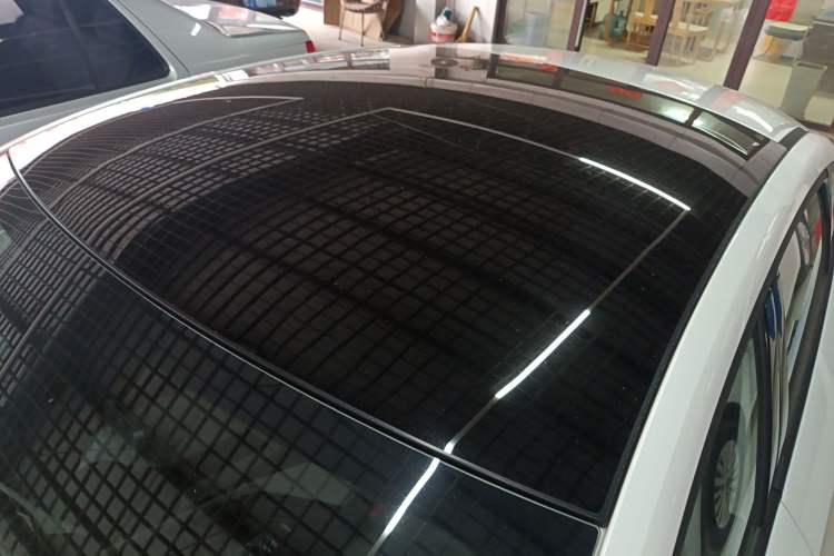 Used CHANGAN UNI-V iDD 2024 Blue Whale Smart Electric iDD 136km Luxury Model Roof