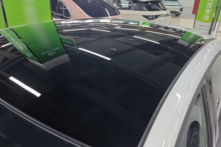 Used CHANGAN UNI-V iDD 2024 Blue Whale Smart Electric iDD 136km Luxury Model Roof