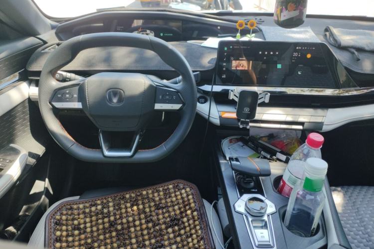 Used CHANGAN UNI-V iDD 2024 Blue Whale Smart Electric iDD 136km ZhiKu Model Steering Wheel