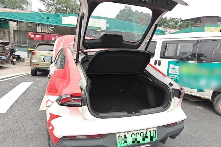 Used CHANGAN UNI-V iDD 2024 Blue Whale Smart Electric iDD 136km ZhiKu Model Trunk
