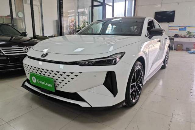 Used CHANGAN UNI-V iDD 2024 Blue Whale Smart Electric iDD 136km Luxury Model