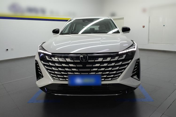 Used CHANGAN UNI-Z 2025 1.5T Premium Edition Front
