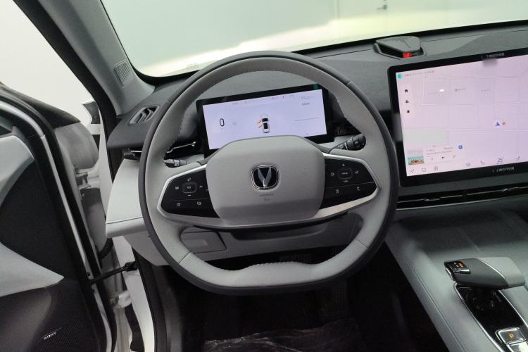Used CHANGAN UNI-Z 2025 1.5T Premium Edition Steering Wheel