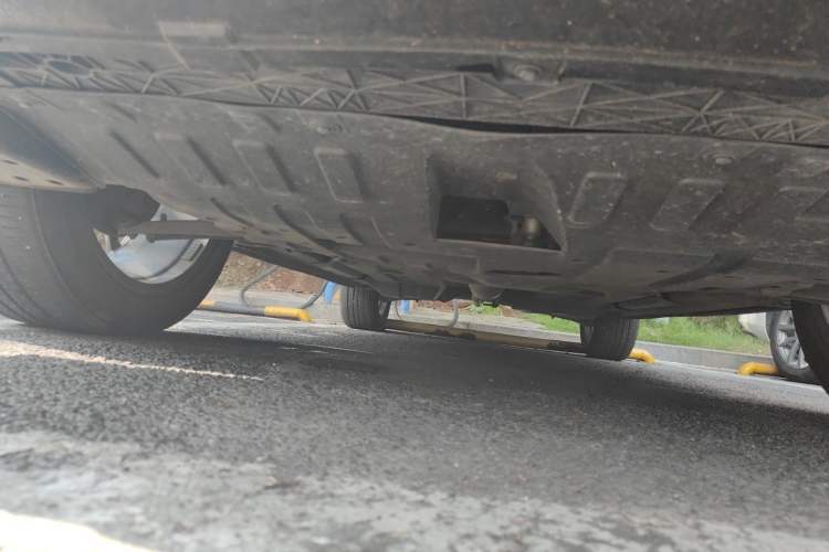 Used CHANGAN UNI-Z 2025 1.5T Luxury Version Chassis Front
