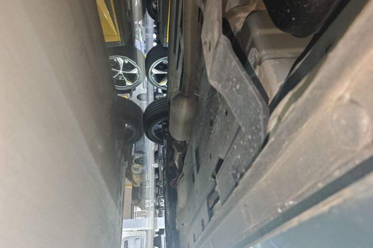 Used CHANGAN UNI-Z 2025 1.5T Luxury Version Chassis Rear Right
