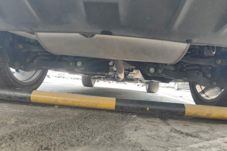 Used CHANGAN UNI-Z 2025 1.5T Luxury Version Chassis Rear