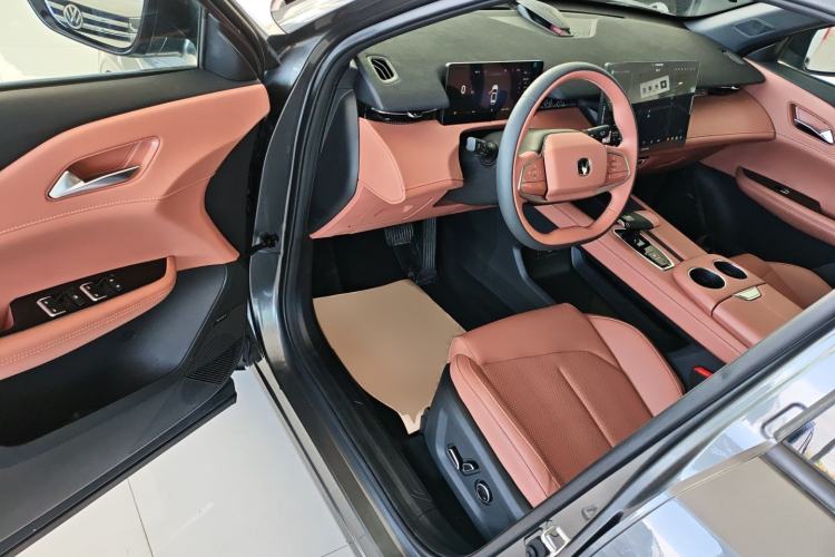 Used CHANGAN UNI-Z 2025 1.5T Premium Edition Driver Seat