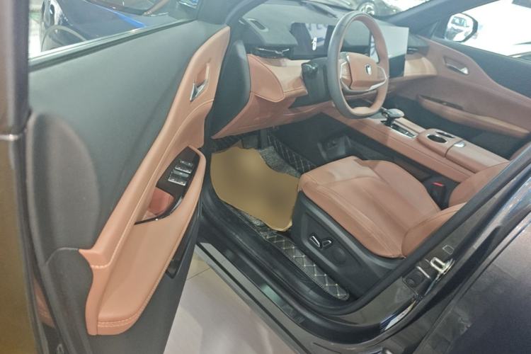 Used CHANGAN UNI-Z 2025 1.5T Luxury Version Driver Seat