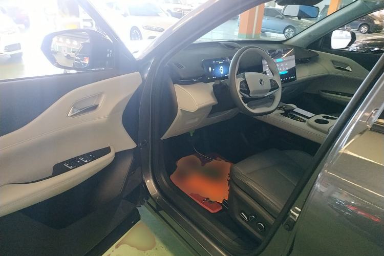 Used CHANGAN UNI-Z 2025 1.5T Premium Edition Driver Seat