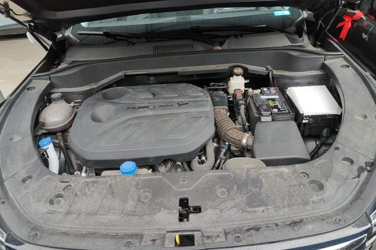 Used CHANGAN UNI-Z 2025 1.5T Premium Edition Engine Bay