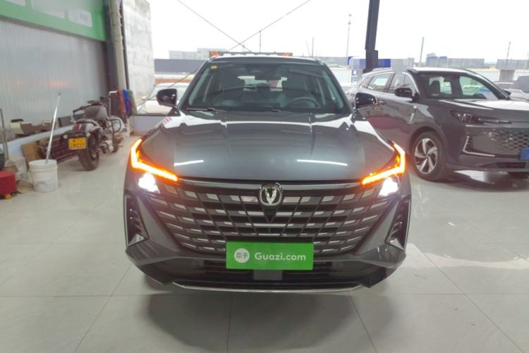 Used CHANGAN UNI-Z 2025 1.5T Premium Edition Exterior 1