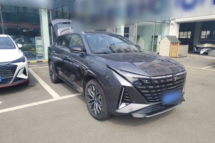 Used CHANGAN UNI-Z 2025 1.5T Premium Edition Exterior 2