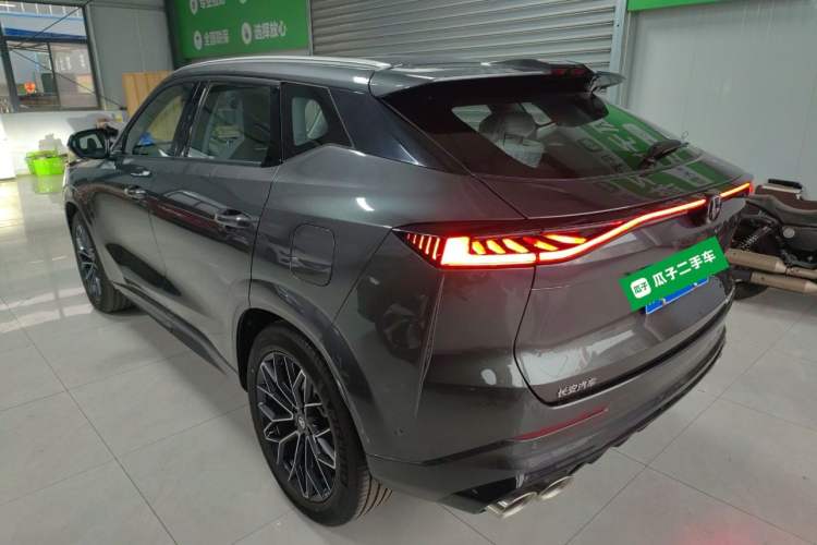 Used CHANGAN UNI-Z 2025 1.5T Premium Edition Exterior 3