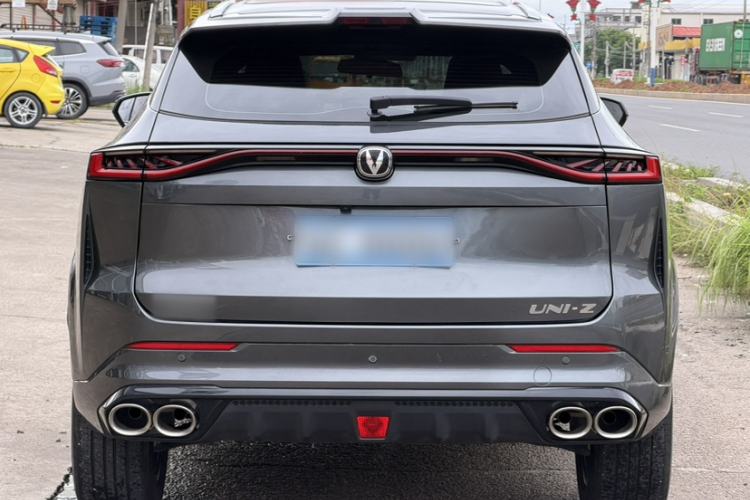 Used CHANGAN UNI-Z 2025 1.5T Premium Edition Exterior 3