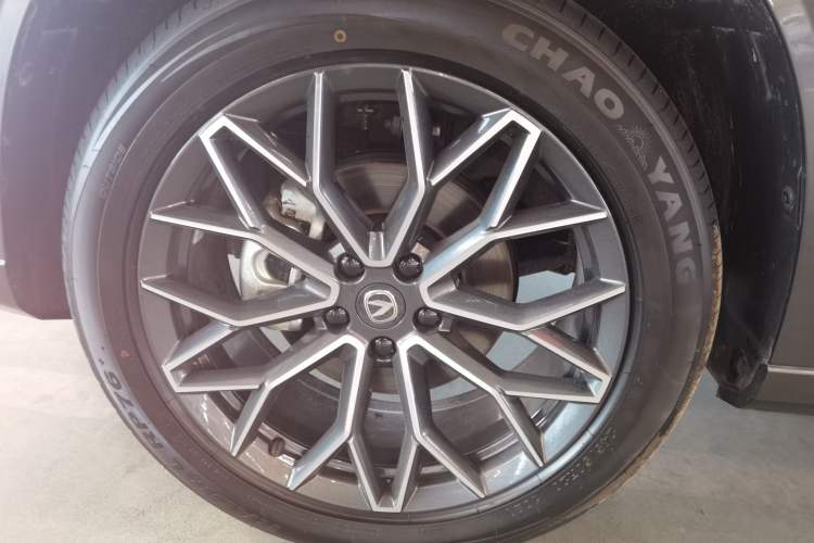 Used CHANGAN UNI-Z 2025 500Bar PRO Exterior 4