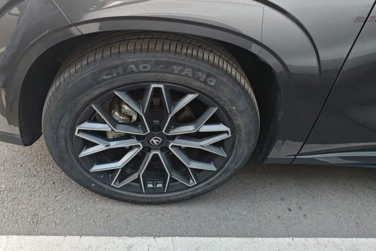 Used CHANGAN UNI-Z 2025 1.5T Premium Edition Exterior 4