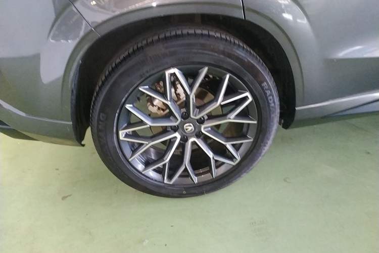 Used CHANGAN UNI-Z 2025 1.5T Premium Edition Exterior 5