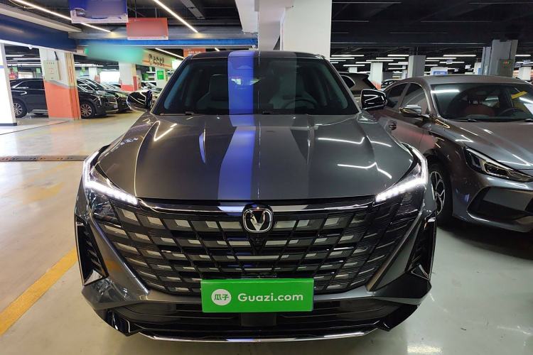 Used CHANGAN UNI-Z 2025 1.5T Luxury Version Front