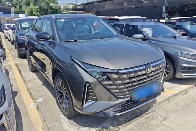 Used CHANGAN UNI-Z 2025 1.5T Premium Edition Front Right 45 Deg