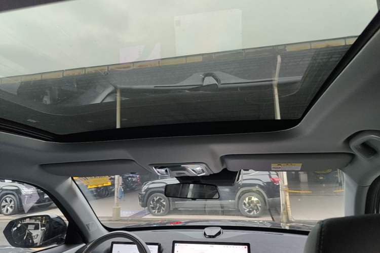 Used CHANGAN UNI-Z 2025 1.5T Premium Edition Headliner