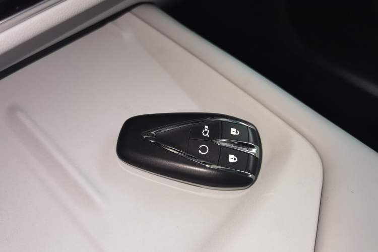 Used CHANGAN UNI-Z 2025 500Bar PRO Interior 1