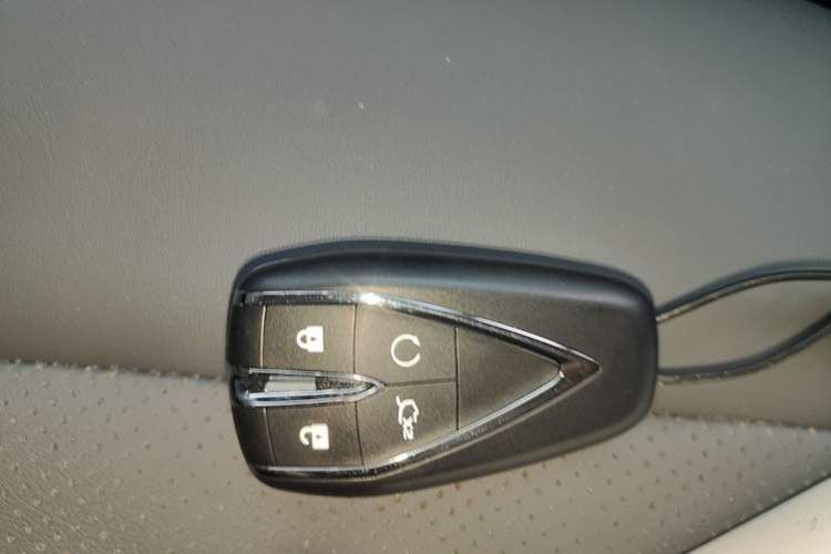 Used CHANGAN UNI-Z 2025 1.5T Premium Edition Interior 1