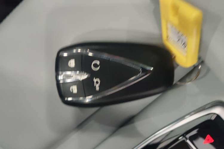 Used CHANGAN UNI-Z 2025 1.5T Premium Edition Interior 1