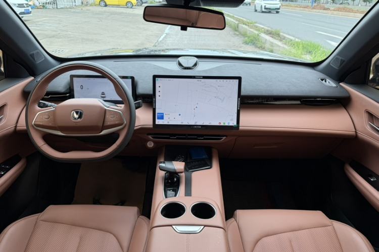 Used CHANGAN UNI-Z 2025 1.5T Premium Edition Interior 1