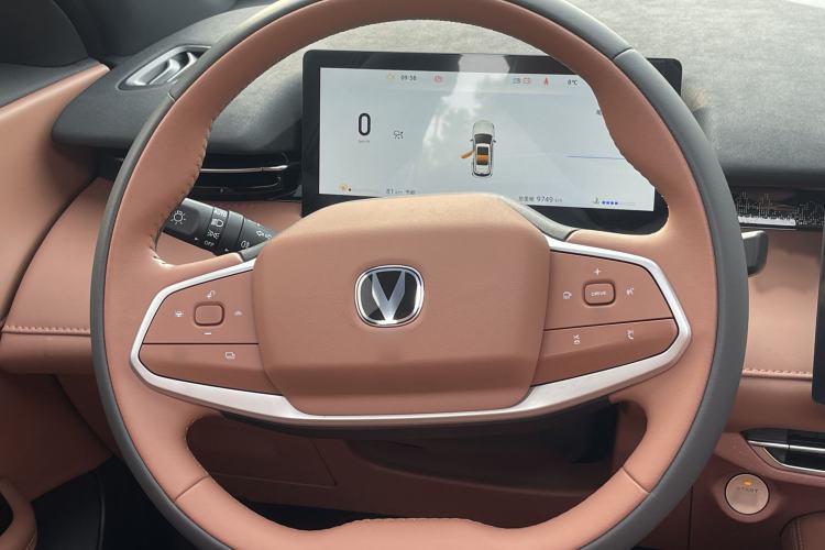 Used CHANGAN UNI-Z 2025 1.5T Premium Edition Interior 2