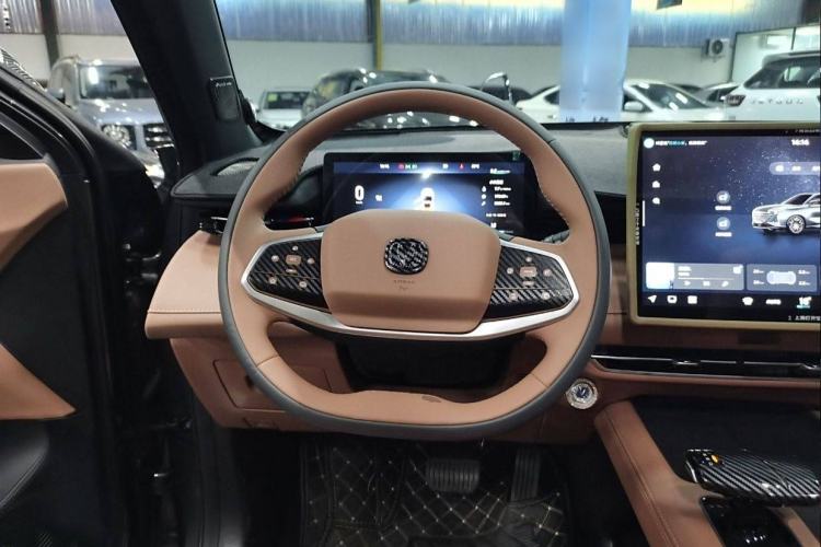 Used CHANGAN UNI-Z 2025 1.5T Luxury Version Interior 2