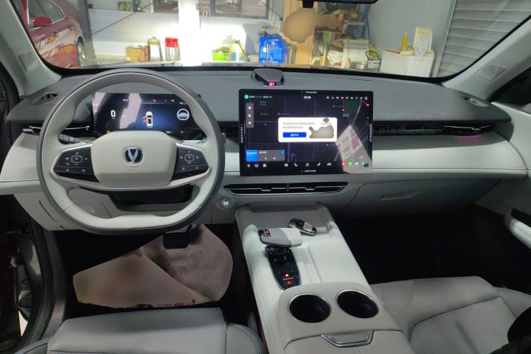 Used CHANGAN UNI-Z 2025 1.5T Premium Edition Interior 2