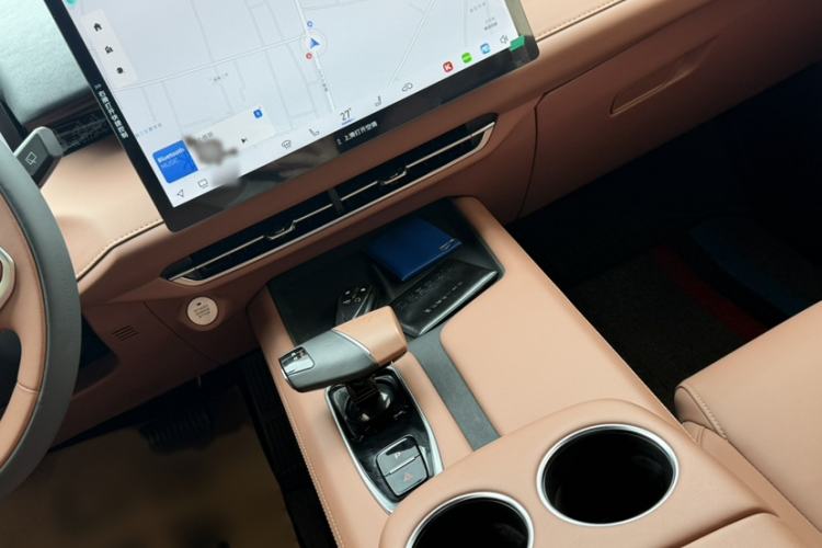 Used CHANGAN UNI-Z 2025 1.5T Premium Edition Interior 3