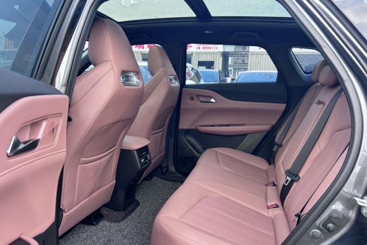 Used CHANGAN UNI-Z 2025 1.5T Premium Edition Interior 4