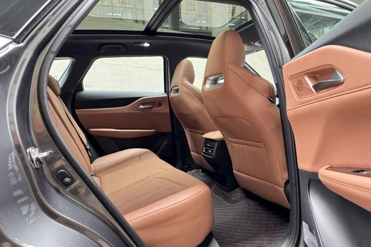 Used CHANGAN UNI-Z 2025 500Bar PRO Interior 6