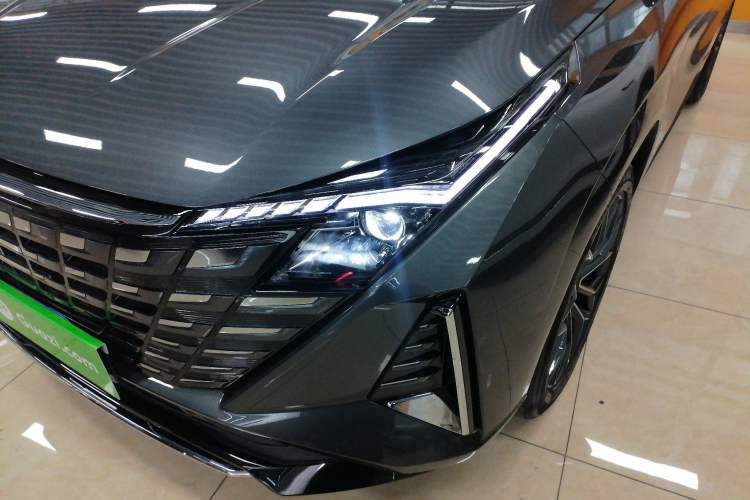 Used CHANGAN UNI-Z 2025 500Bar PRO Left Front Headlight