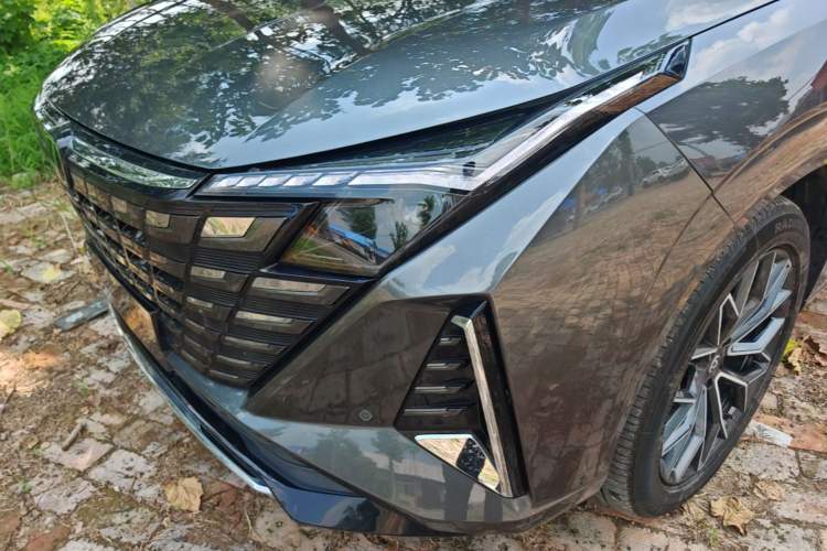 Used CHANGAN UNI-Z 2025 1.5T Premium Edition Left Front Headlight