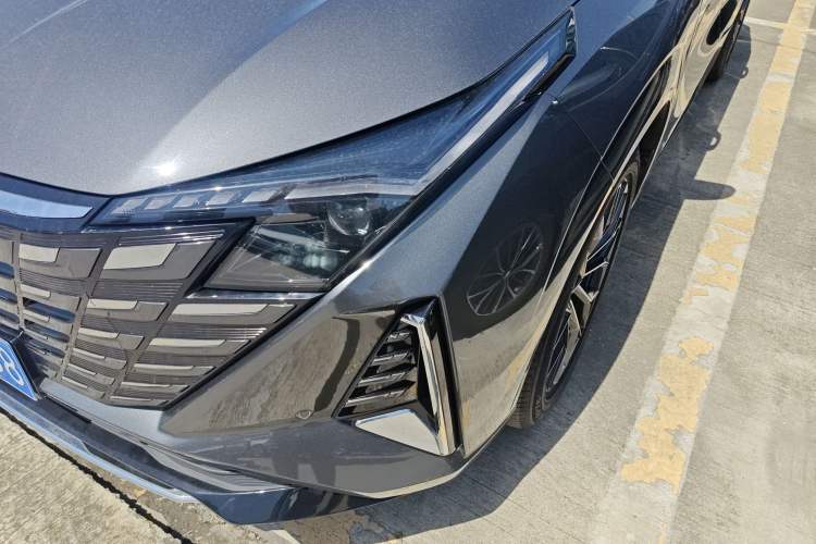 Used CHANGAN UNI-Z 2025 1.5T Premium Edition Left Front Headlight
