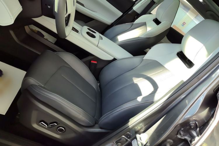 Used CHANGAN UNI-Z 2025 1.5T Premium Edition Left Front Seat